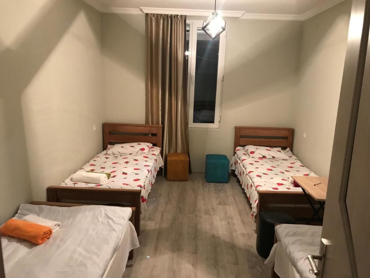 Гостевой дом Home of Bella & Tamo Степанцминда